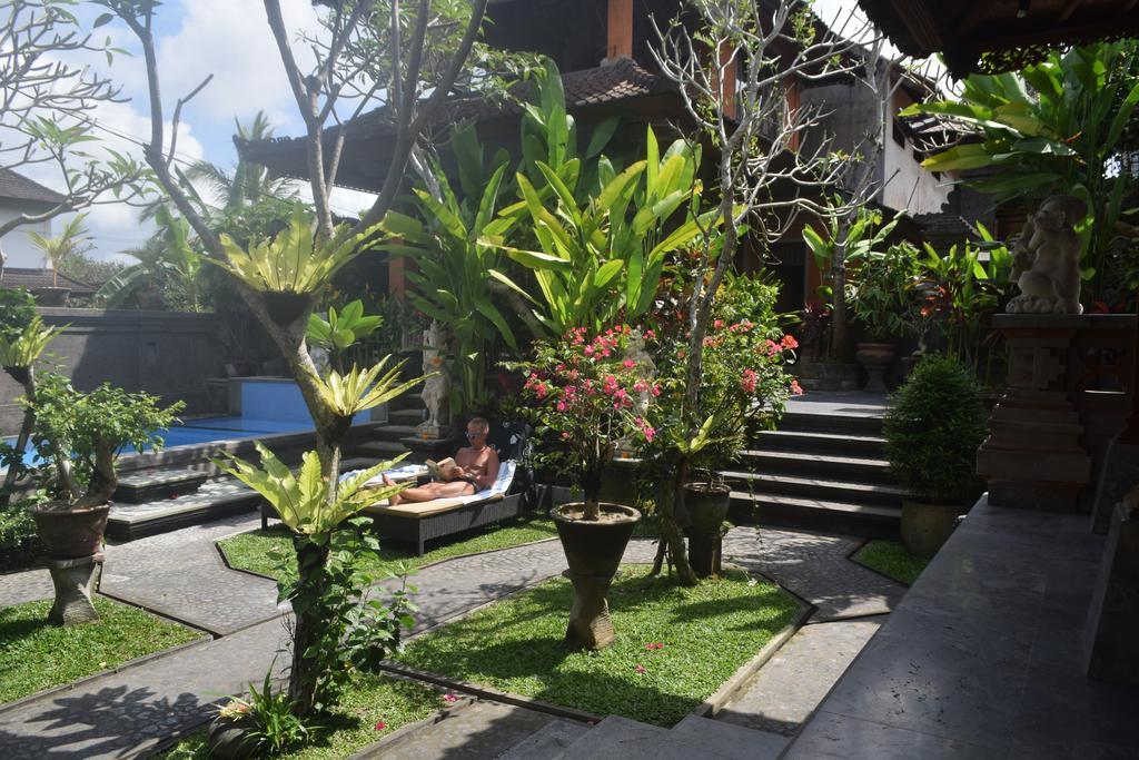 Aura Bisma Hotel Ubud  Exterior photo